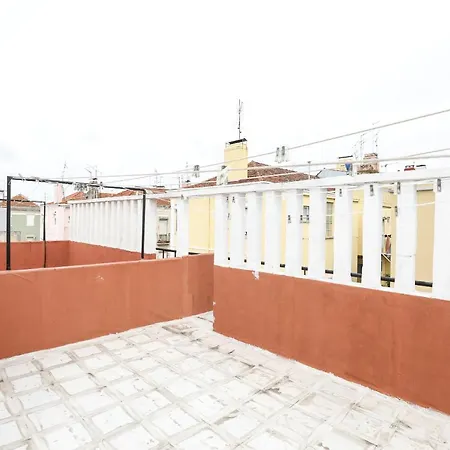 Гостевой дом Nova Casa Colorida Perto De Belem *
